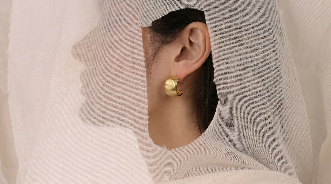 Professional Earring Styles That Make an Impact on Your Look