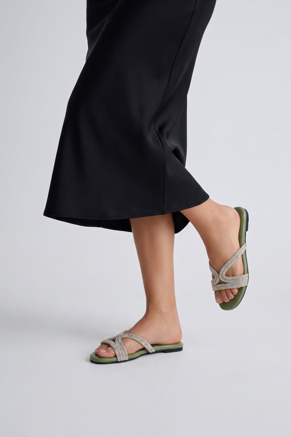 OPIA CAMILLE SLIDES
