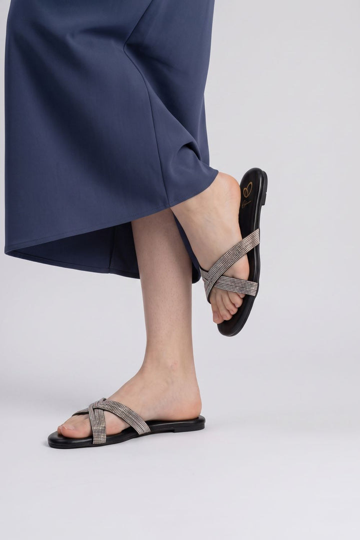 OPIA LOUISE SLIDES