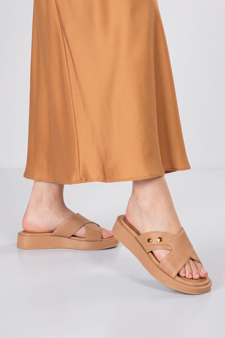 OPIA SUNNY SLIDES