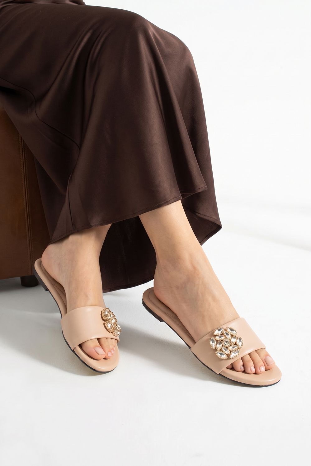 OPIA JESS SLIDES
