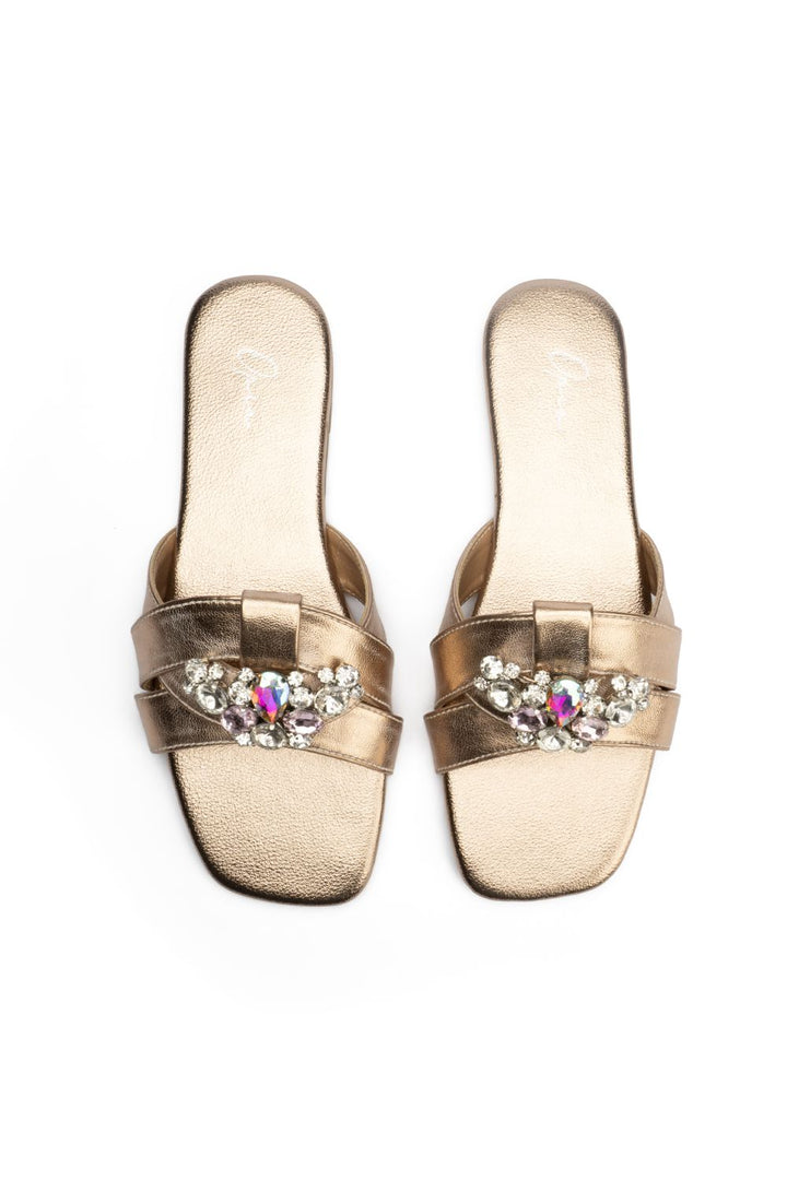 OPIA ZELORA SLIDES
