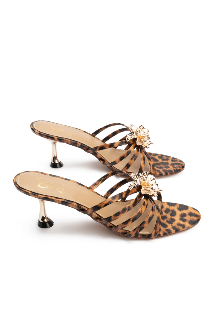 OPIA CHANTELLE SLIDES