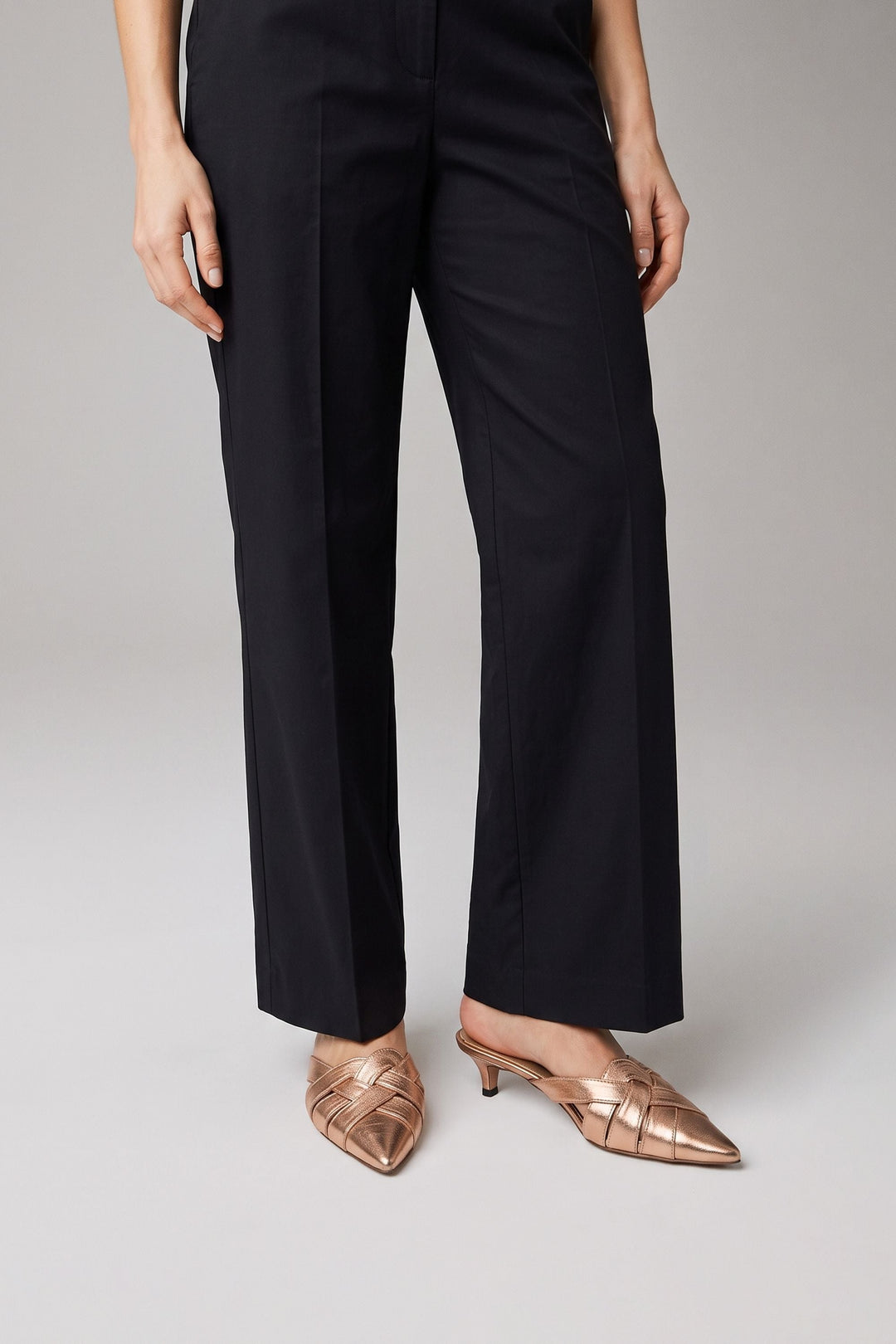 OPIA ANSTASIA PUMPS